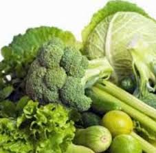 Sayuran ini mengandung sekitar 92% air dan kaya akan antioksidan, ditambah memiliki dosis vitamin a, c, k, dan folat serta beberapa mineral termasuk kalsium, magnesium, fosfor, kalium, dan natrium. 10 Jenis Sayuran Daun Dan Manfaat Sayuran Daun