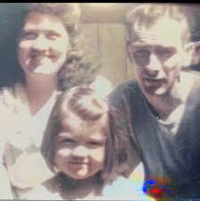 Help cleaning up old family photo?