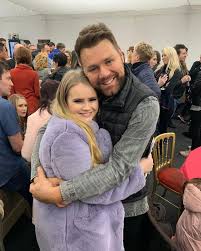 Kerry katona has announced that daughter heidi is following in her footsteps as she takes to the stage on the voice kids. Brian Mcfadden Hugs Ex Wife Kerry Katona S Daughter Heidi At Boyzlife Gig