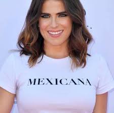 Aviéntate un grito bien mexicano…pero hazlo con estilo Playeras para este  15 de Septiembre 💚🤍❤️contamos con varios modelos. Si quieres saber de  otros modelos mandamos inbox o WhatsApp. 💲2️⃣2️⃣0️⃣ •Realiza tu pedido