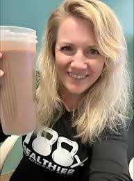 Amanda Ervin's Instagram, Twitter & Facebook