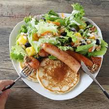 最近の野菜たっぷりな朝ごはんメニューいろいろ。パンケーキサラダやサルサドックなどなどー！ | タラゴンの挿し木  フードデザイナー奥津純子（タラゴン）オフィシャルブログ