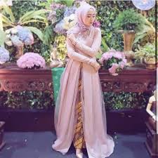 Prank batal tunangan karena hamilin cewek lain. 18 Ide Baju Tunangan Pakaian Pesta Model Pakaian Hijab Pakaian Wanita