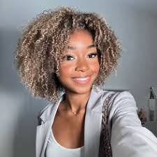 15 Curly hair styles ideas in 2025