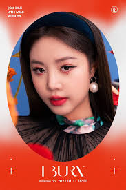米妮·妮查·约塔拉里克（泰语： มินนี่ ณิชา ยนตรรักษ์ ，皇家拉丁音譯： minnie nicha yontararak ，1997年10月23日 － ），艺名minnie（ 韩语： 민니 ；泰语： มินนี่ ），是一名泰国女歌手，在韩国出道。 å½±éŸ³ G I Dle è¿·ä½ å››è¼¯ I Burn å°ˆè¼¯è©¦è½ Mv Teaser 1 Mo Ptt é„‰å…¬æ‰€