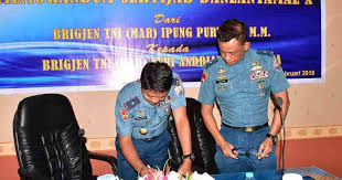 Pembuatan kalimat efektif sendiri bertujuan untuk menyampaikan isi. Ipung Purwadi Ungkap Peran Vital Lantamal X Jayapura Lelemuku Lelemuku Com Kebanggaan Anak Negeri Portal Berita Yang Informatif Dan Objektif