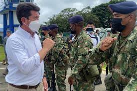 El presidente de colombia, iván duque, confirmó hoy que el helicóptero en el cual viajaba desde sardinata hacia cúcuta fue atacado. R5zbxw2kilzy0m