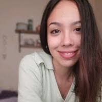 Melina Tello's Instagram, Twitter & Facebook