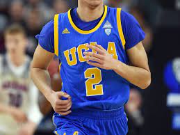 It's not every night that the city's hoops fans get to hit the united center and see such luminaries as avery fellow lakers anthony davis and lebron james aren't bad, either. Lakers Officially Unveil Baby Blue Mpls Throwback Uniform Announce Debut Game Silver Screen And Roll