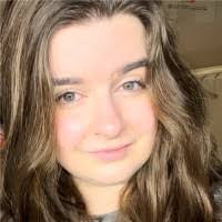 Nicole Strom's Instagram, Twitter & Facebook