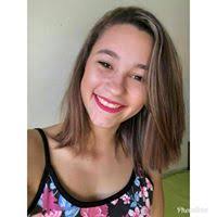 Larissa Taylor (larissaraylor)