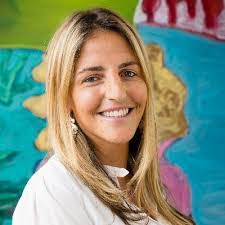 Kristy Muir's Instagram, Twitter & Facebook