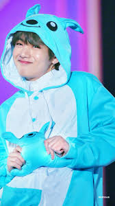 Do you think my pussy is cute? Bts Wallpapers Cute Taehyung Wallpapers