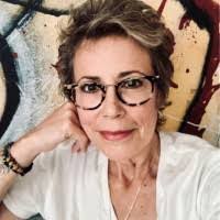 Diane Feliciano's Instagram, Twitter & Facebook