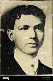 Hannah Brewington's Instagram, Twitter & Facebook