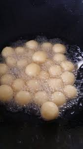 Cucur kembung manis tak kurang popular juga dekat wall fb ni.boleh bersaing dgn jeruk mangga asam boi. Cucur Manis A K A Cucur Kembung Viral Menu Petang Paling Senang Untuk Pikat Anak Mingguan Wanita