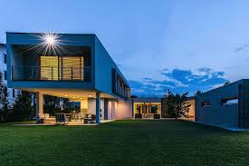 Le case prefabbricate in cemento, a differenza di ciò che si può pensare sono. 11 Case Prefabbricate Moderne Che Vi Faranno Sognare Lignius