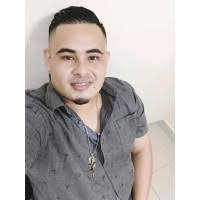 50+ perfiles de «Jose Cisneros»