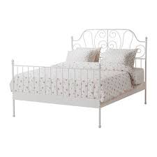 Einzelbetten babybetten mitwachsende kinderbetten oder doppelbetten es gibt kuschelige boxspringbetten oder praktische hochbetten sowie gästebetten mit stauraum damit du bei der großen auswahl auch das. Goldspray Fur Ikea Bett Basteln Mobel Heimwerken