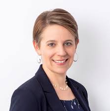 Kelly Horton's Instagram, Twitter & Facebook