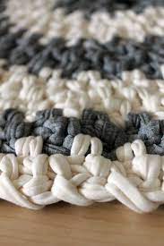 Ich zeige euch wie ihr eine tasche stricken könnt. Zpagetti Teppich I Zpagetti Teppich Hakeln Teppich