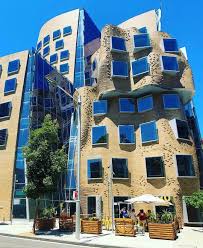 Dr Chau Chak Wing Building University Of Technology Sydney Located In Ultimo Sydney Frank Gehry Architecture Gehry Architecture Frank Gehry House