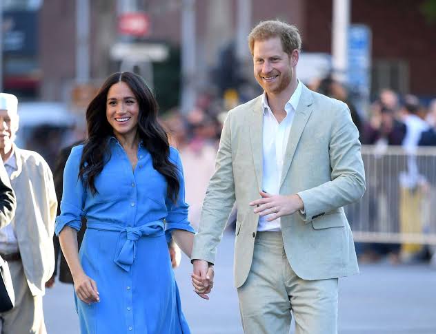 Meghan Markle, Prince Harry Are 'Excited to Decorate for Christmas'