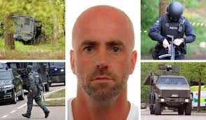 The mayor is lying with straight face. and that is not the only thing that makes them sad: Manhunt Continues For Heavily Armed Soldier Described As Acute Threat