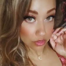 Dealing with a stage 4 breast cancer mother's emotional pain