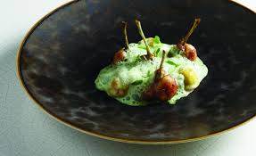 Cuisses De Grenouille Simplement Dorees Cardamome Verte Sucs De Deglacage Mollets En Fine Raviole Par Stephanie Le Quellec Recette Recette Ravioli Cuisse De Grenouille Recette De Grand Chef