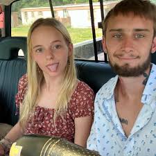 Event decorator recommendations for December baby shower