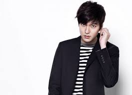 Like many childhood dreams, however, his was left not entirely fulfilled due to an injury sustained as a child. Top 10 Most Handsome Korean Actors 2021 Wonderslist