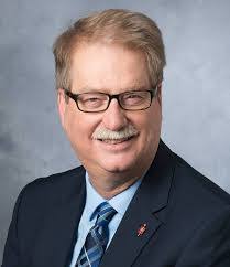 Edgar Avitia's Instagram, Twitter & Facebook