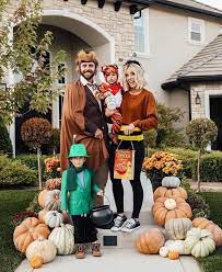 Group Halloween Costumes For The Whole Family • FamilyApp