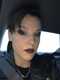 Love All The Looks Long Hair Short Hair Make Up No Make Up Pure Beauty Mz Lzzy F N Hale Long Hair Styles Lzzy Hale Hair Makeup