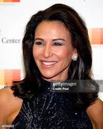 101 Photos & High Res Pictures