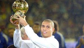 صلاح لاعب نادي ليفربول الانجليزي واللاعب رياضي محرز الجزائري لاعب نادي مانشستر سيتي الانجليزي والنيني المصري لاعب الأرسنال وكذالك ننقل جميع مباريات الودية القوية. Ø£ÙØ¶Ù„ 5 Ù„Ø§Ø¹Ø¨ÙŠÙ† Ù„Ù… ÙŠÙÙˆØ²ÙˆØ§ Ø¨Ø§Ù„ÙƒØ±Ø© Ø§Ù„Ø°Ù‡Ø¨ÙŠØ© Ø§Ù„Ù†Ù‡Ø§Ø±