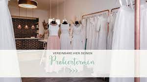 Maybe you would like to learn more about one of these? Brautkleid Fur Die Altere Braut Elementar I Moderne Brautkleider