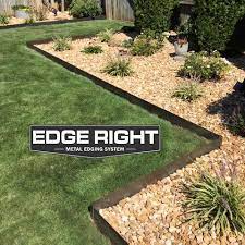 Hope you all enjoy this quick video on how i install metal landscape edging. Edge Right On Twitter Look At Those Corners Edgeright Landscaping Landscape Metaledging Diylandscaping Gardendesign