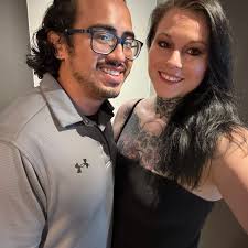 Vic Fuentes (Pierce The Veil) and wife Danielle Perry share new photograph  with their children. 📷 by Celina Kenyon