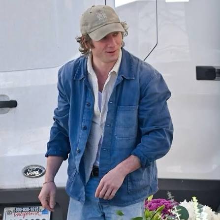 Actor Jeremy Allen White