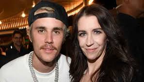 Buy justin bieber tickets from the official ticketmaster.ca site. Justin Bieber S Mother Scolds Him Over New Tattoo On His Neck