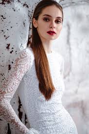 Trage vor dem applizieren des lidschattens eine grundierung auf. Braut Make Up Leicht Gemacht Tipps Fur Dein Perfektes Hochzeits Styling