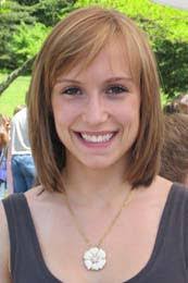 Marilyn Lauria's Instagram, Twitter & Facebook