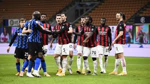 Zlatan ibrahimovic mencetak gol dan terkena kartu merah dalam pertandingan di san siro ini. Hasil Coppa Italia Inter Milan Vs Ac Milan 2 1 Zlatan Ibrahimovic Cetak Gol Lantas Dikartu Merah Tribun Jabar