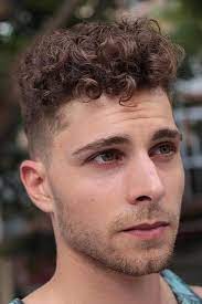 15 Striking Ways To Rock Jewfro Hairstyles For Modern Men Hairstyles Jewfro Men Modern Rock S Curly Hair Men Curly Hair Styles Male Haircuts Curly