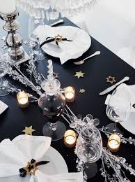 Black And White Christmas Table Decorations Black White Christmas Ideas New Years Eve Decorations New Year Table Christmas Table Settings