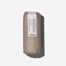 Matte Finish Full Bodied Beach Hair Spray Davines