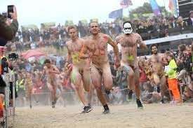 NAKED RUN — Photojournalist Kaspar Wenstrup