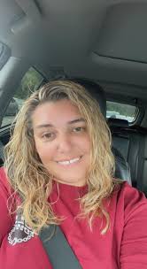 Hi! I'M Cassie. As far as I know, I have spontaneous NF1. So far, I haven't  found anyone else in my family with it. I was diagnosed around 10 years old  when